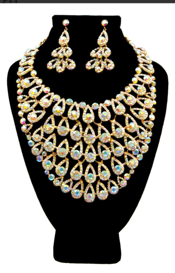 Gold and Aurora Borealis Crystal Rhinestone Bib Necklace Set Featuring Stacked Teardrop Pattern